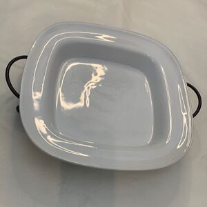 Circe White Ceramic Serving Dish With Black Metal Stand Holds 4 Cups Or 1 Quart